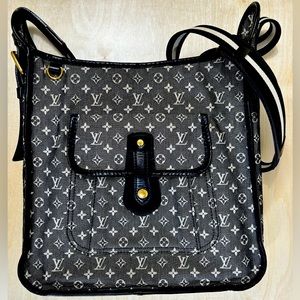 Louis Vuitton Monogram Mini Lin Mary Kate Besace